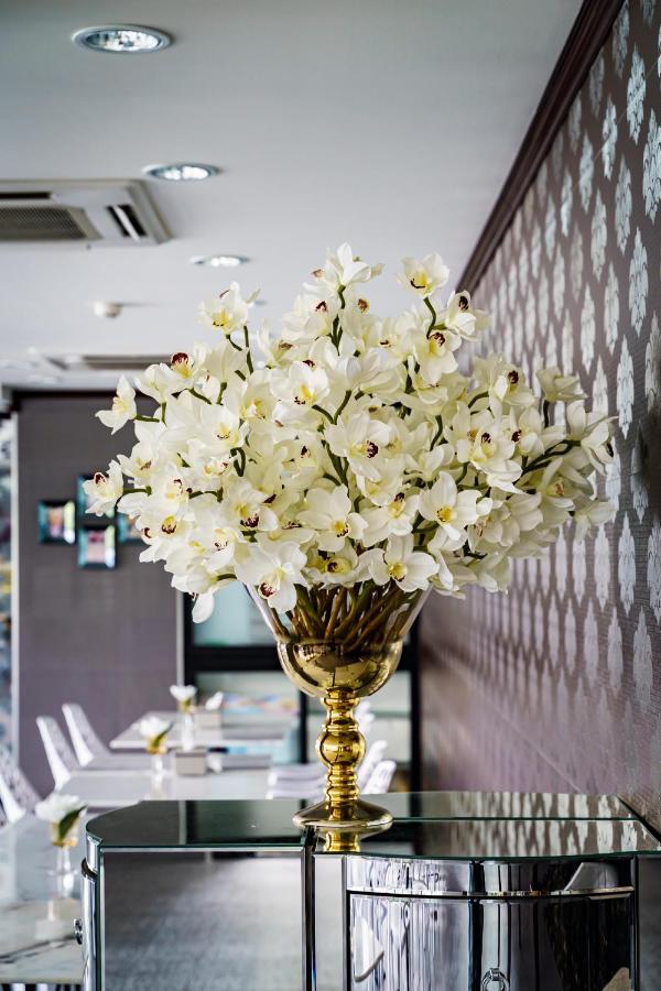 Lux Boutique Hotel Νονταμπουρί Εξωτερικό φωτογραφία